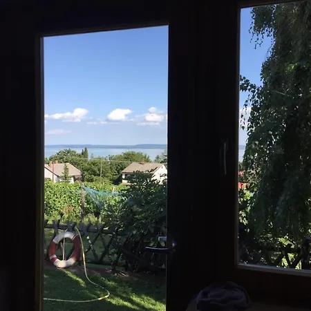 Balatoni Panorama - Bacchus Badacsony アパート