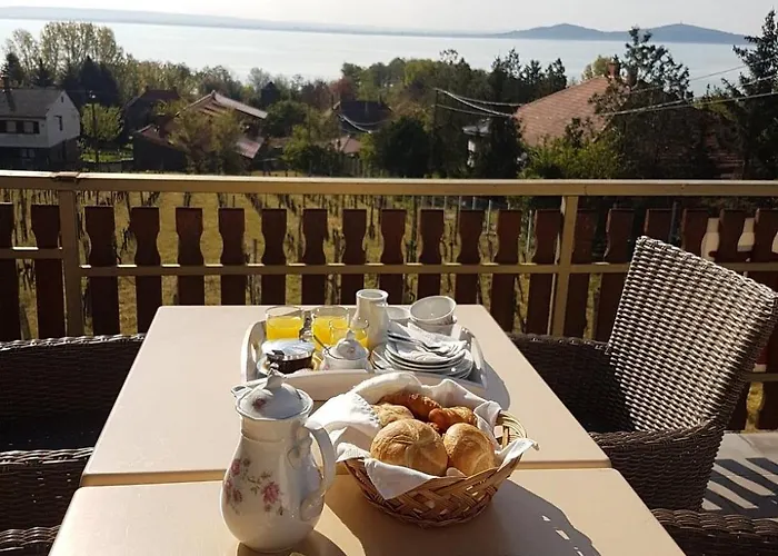Apartament Balatoni Panorama - Bacchus Badacsony *
